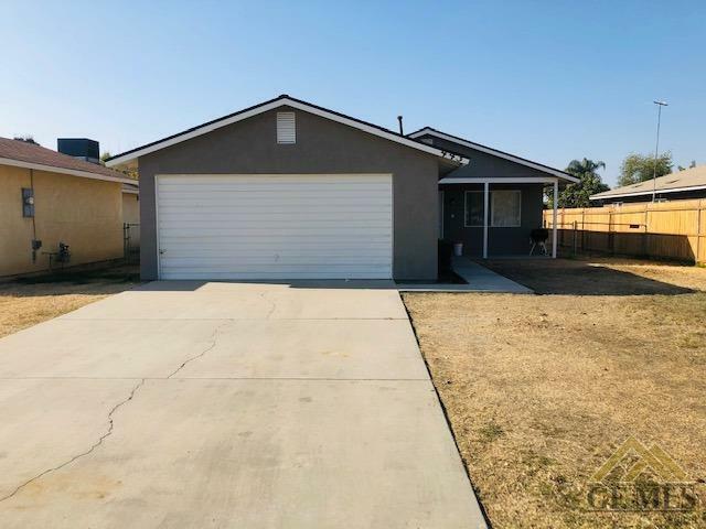 Property Photo:  443 10th Street  CA 93250 