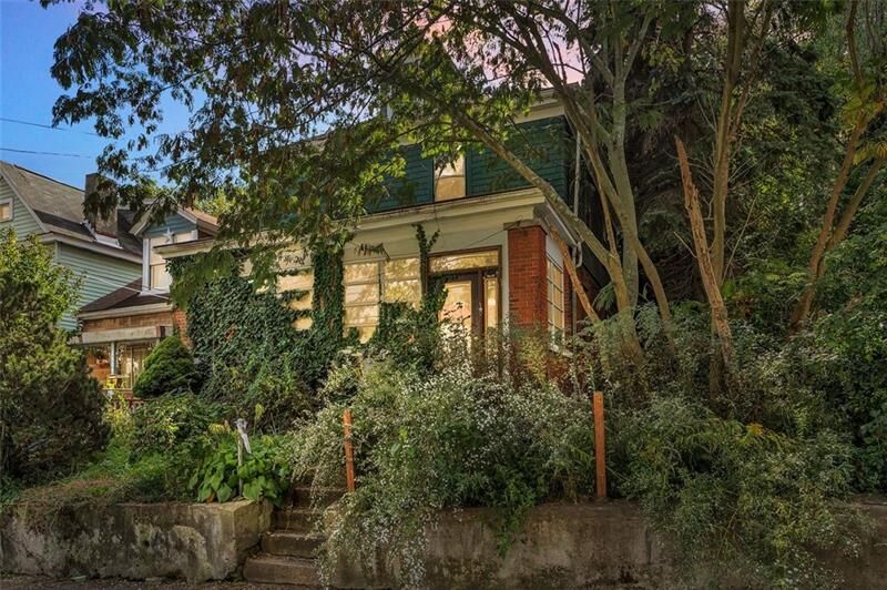 Property Photo:  2802 Salisbury Street  PA 15210 