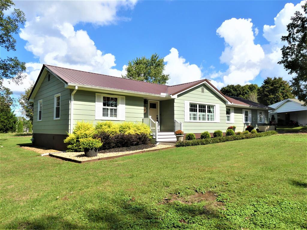 Property Photo: 608 Sunview Drive TN 37303