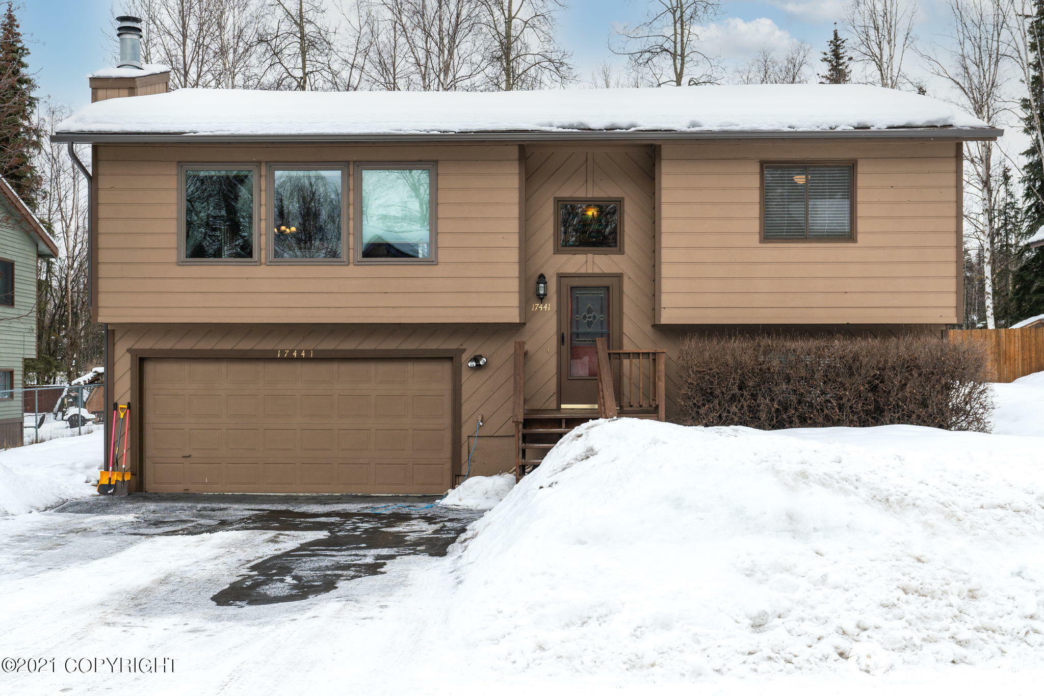 17441 Laoana Court  Eagle River AK 99577 photo