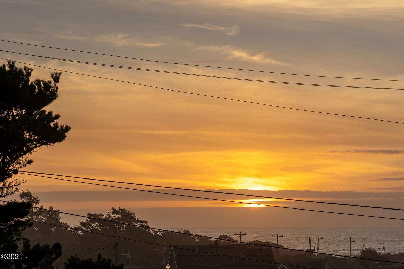 Property Photo:  1131 SW 11th Street  OR 97365 