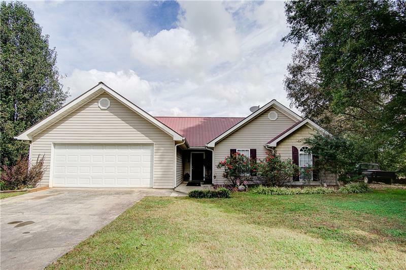 Property Photo:  606 Owens Chapel Road SE  GA 30701 