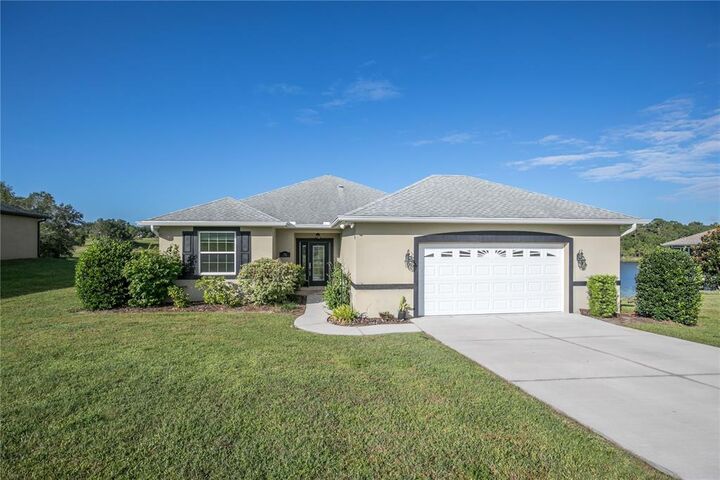 Property Photo: 71 Fairway Circle FL 32784