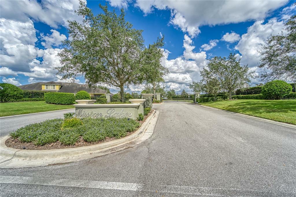 Property Photo:  3019 Mission Lakes Drive 1  FL 33803 