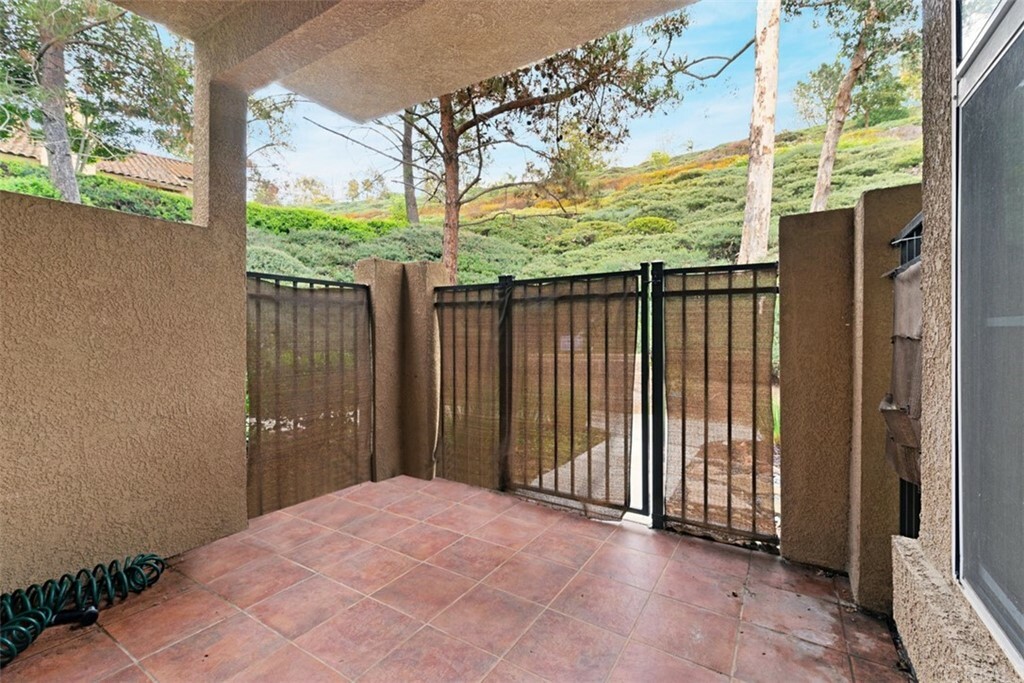 Property Photo:  93 Waxwing Lane  CA 92656 