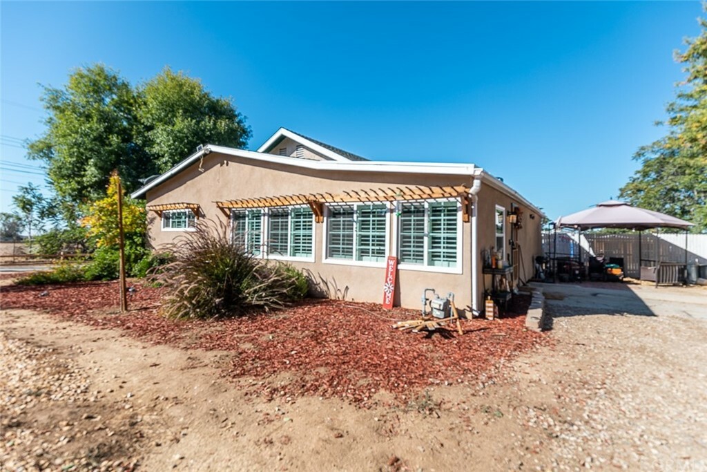 Property Photo:  938 Douglas Street  CA 92320 