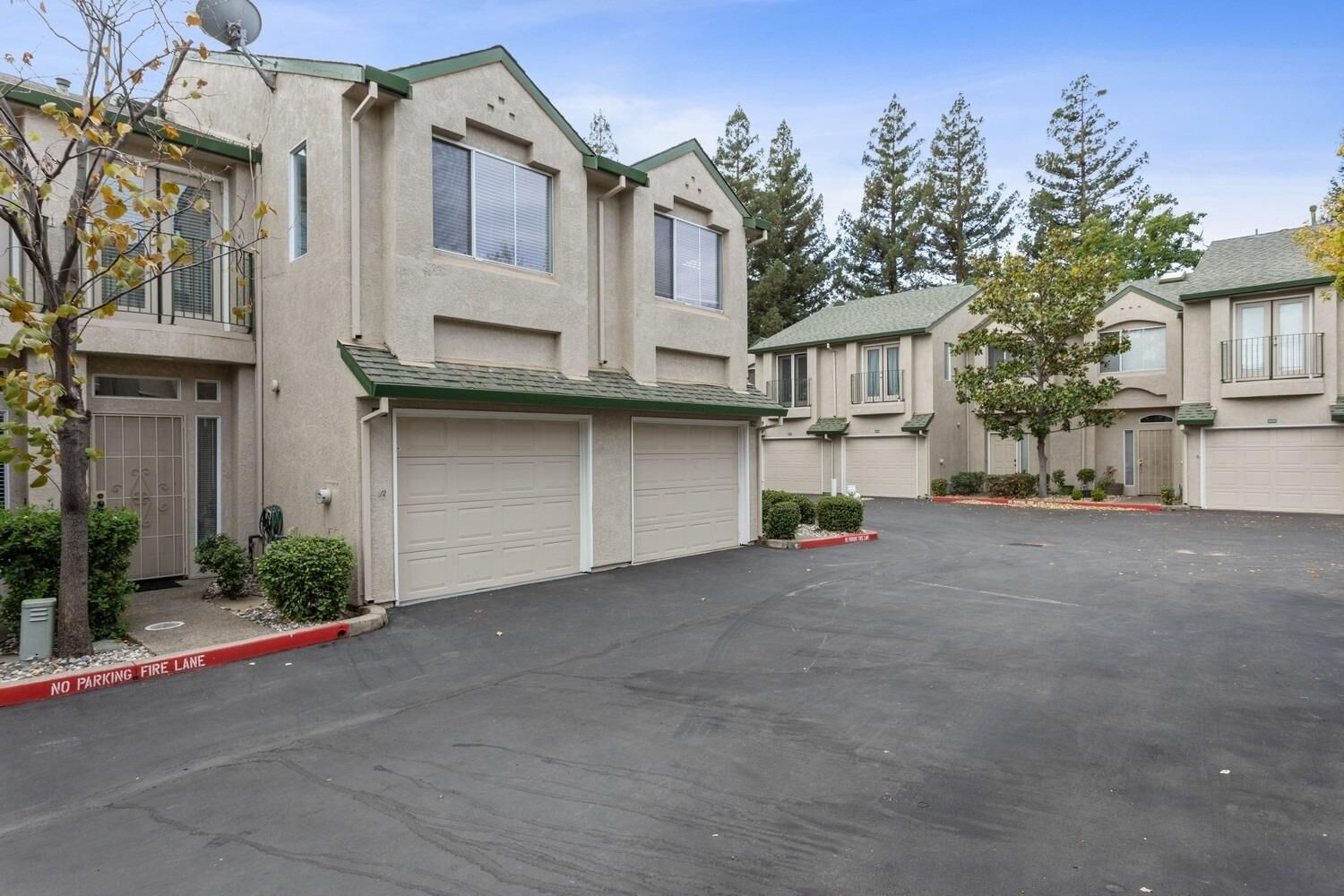 Property Photo: 4331 Hazel Ridge Lane CA 95628