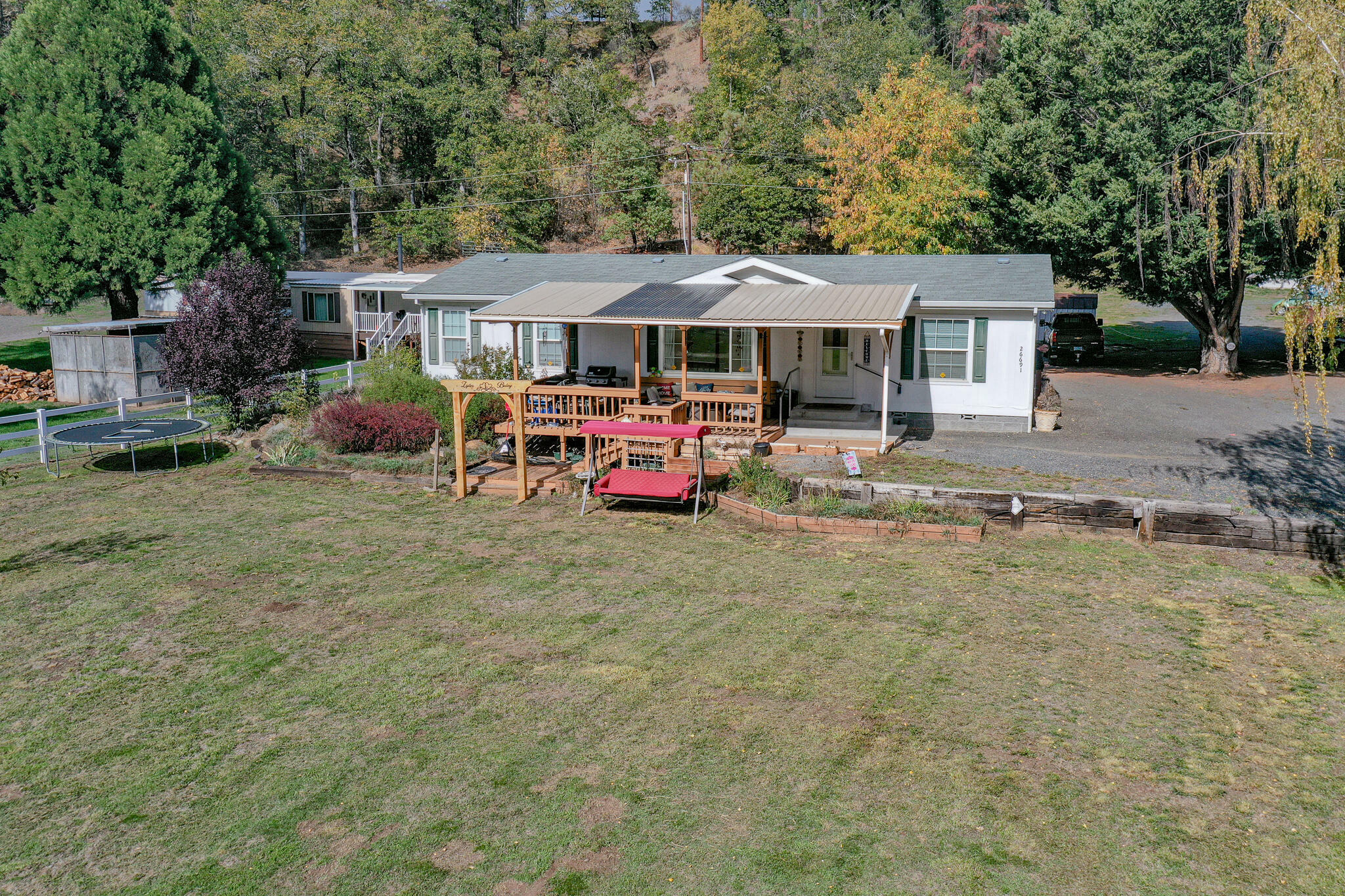 Property Photo:  26691 Hwy 62  OR 97541 
