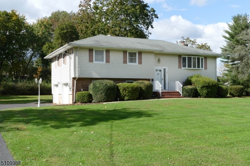Property Photo:  3 Samuel Dr  NJ 08822 