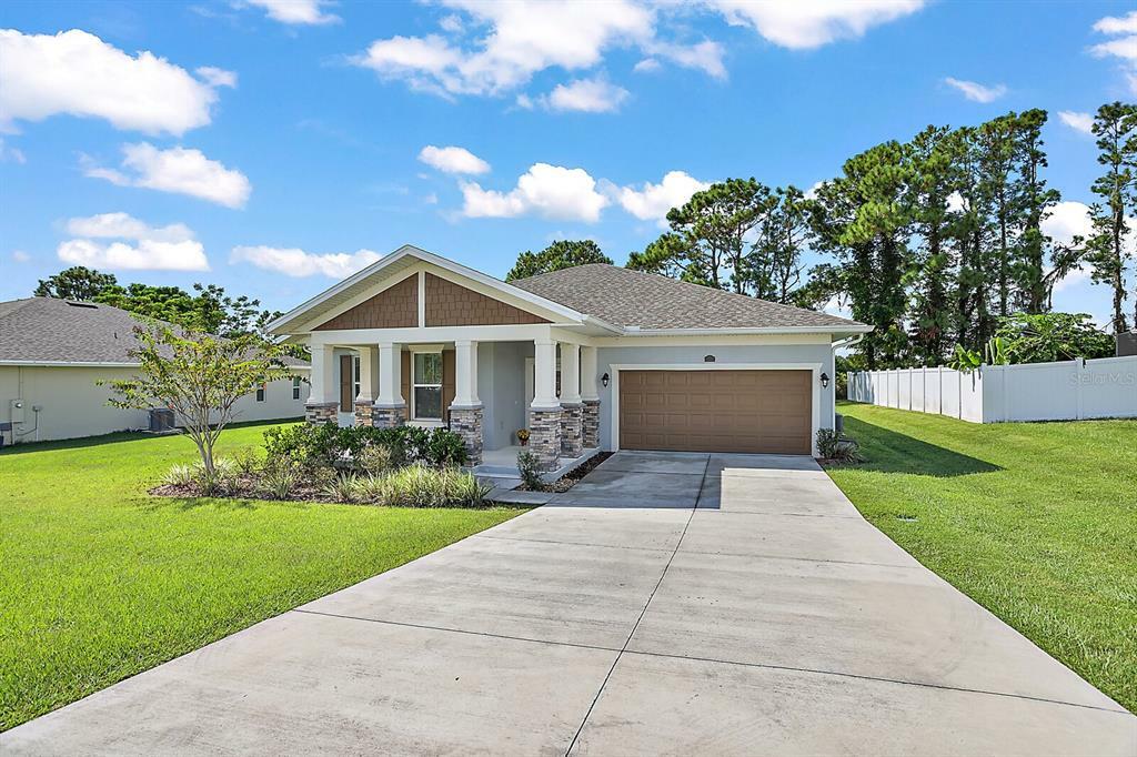 Property Photo:  13527 Lake Yale View Loop  FL 32735 