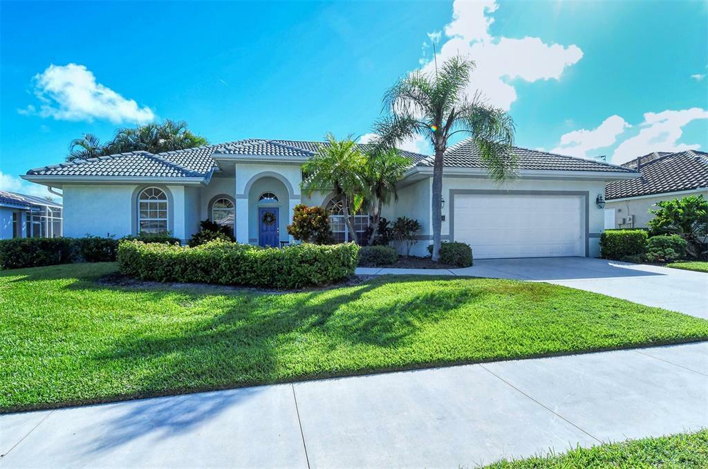 Property Photo:  8541 Great Meadow Drive  FL 34238 