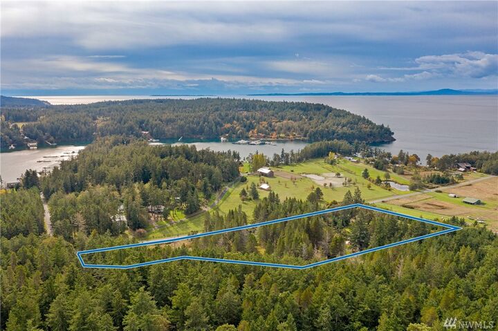 Property Photo: 1062 Yacht Haven Rd WA 98250