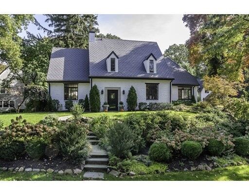 Property Photo: 41 Bradford Rd MA 02481