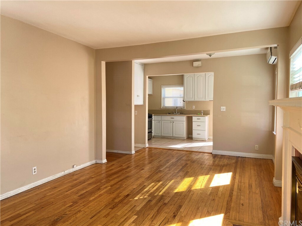 Property Photo:  2880 S 10th Avenue  CA 91006 