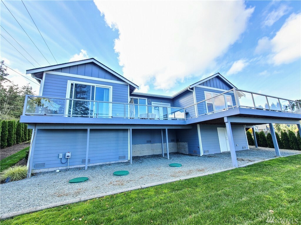 Property Photo:  1353 Sunrise Estates Place  WA 98282 