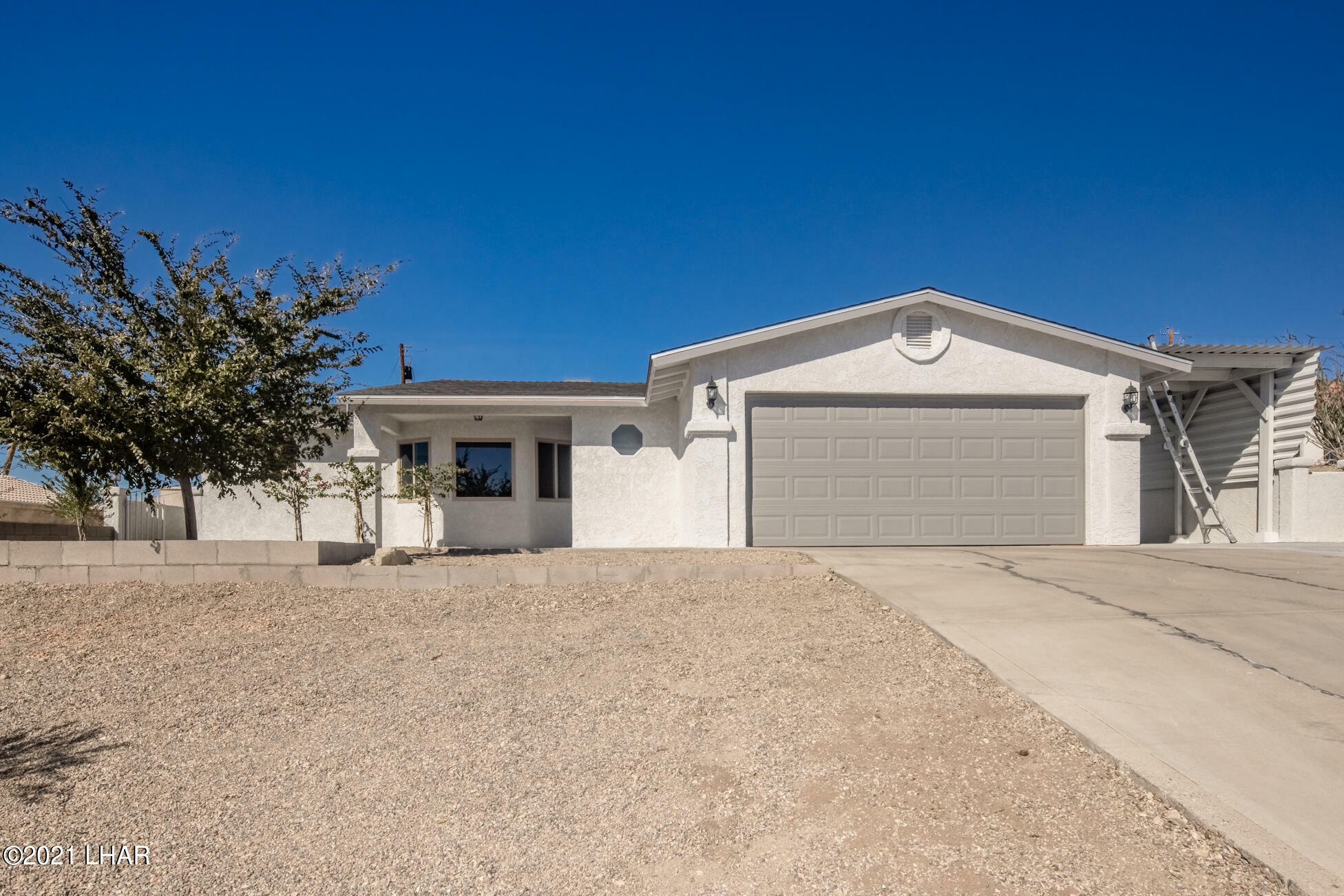 Property Photo:  3445 El Dorado Ave  AZ 86406 