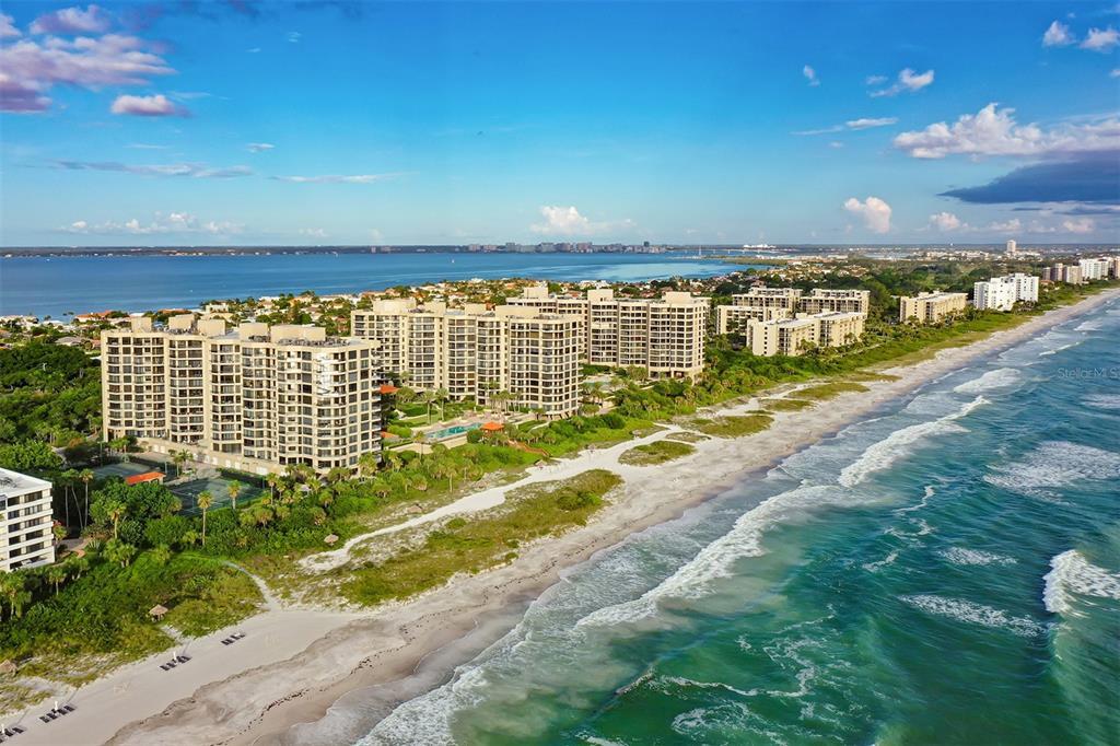 Property Photo: 1241 Gulf Of Mexico Drive 408 FL 34228