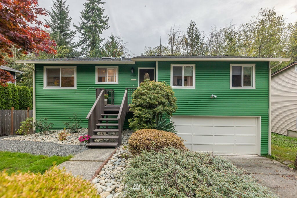 Property Photo:  17915 25th Drive SE  WA 98012 