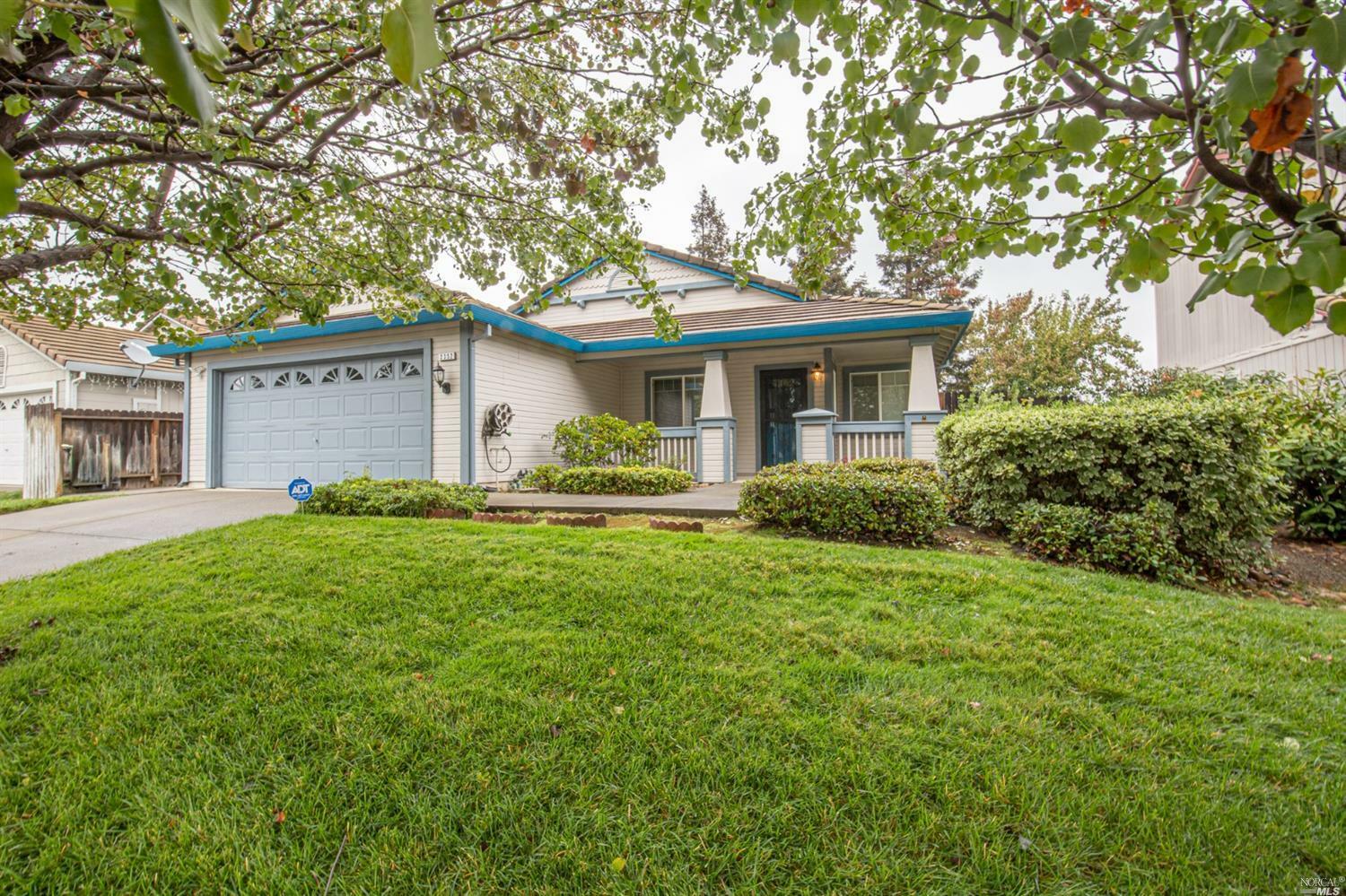 Property Photo:  2352 Burgundy Way  CA 94533 