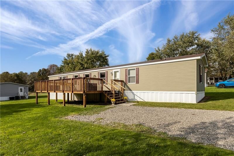 Property Photo:  120 Woodview Dr  PA 16059 