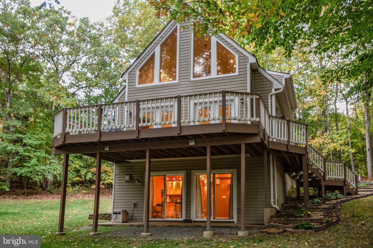 Property Photo:  714 Lake Caroline Drive  VA 22546 