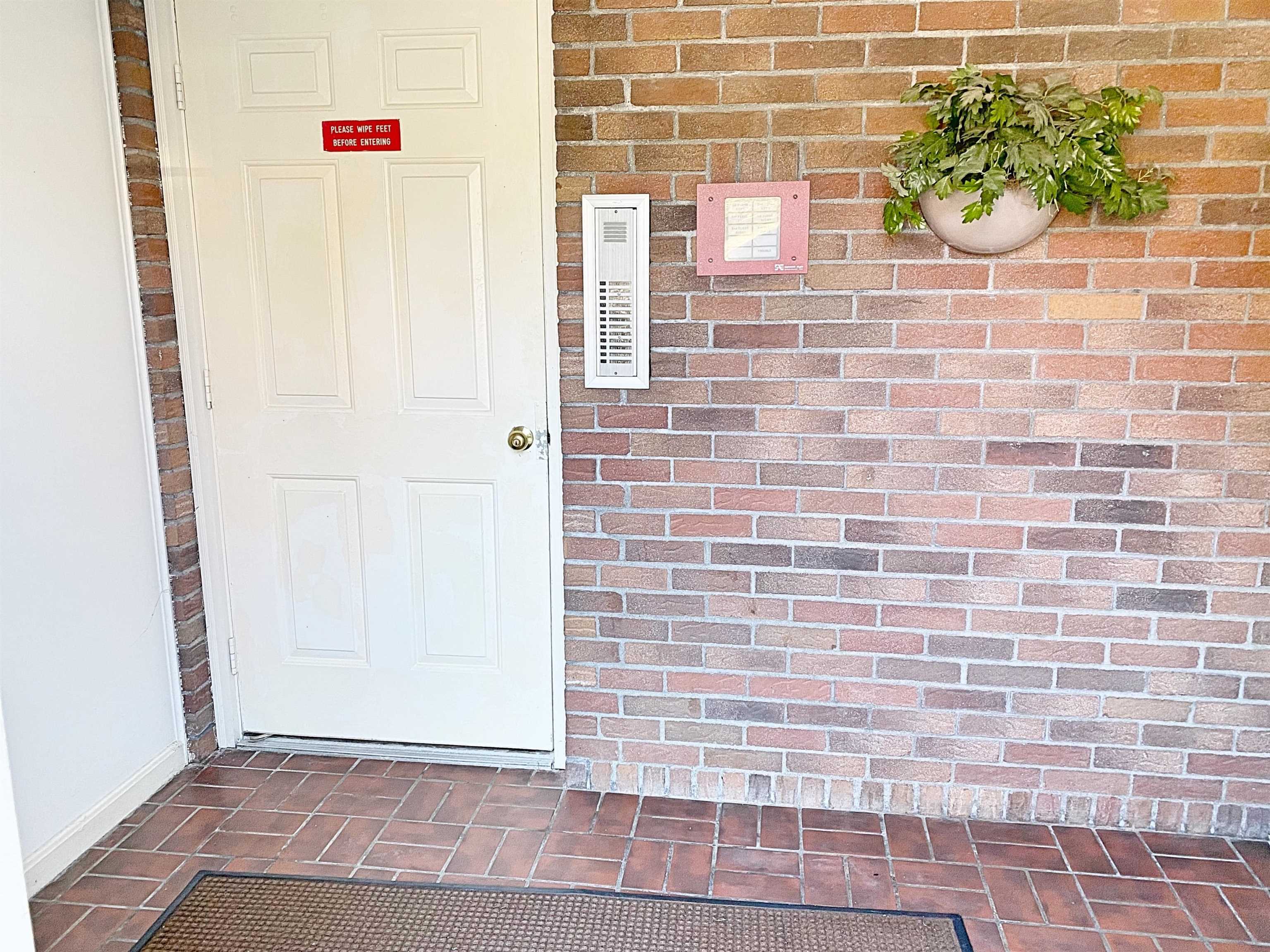 Property Photo:  130 Endicott N Street 417  NH 03246 