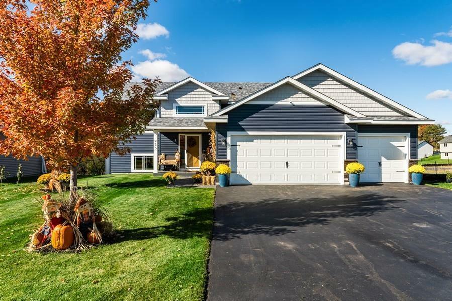 Property Photo:  935 Whiskey Road NW  MN 55040 