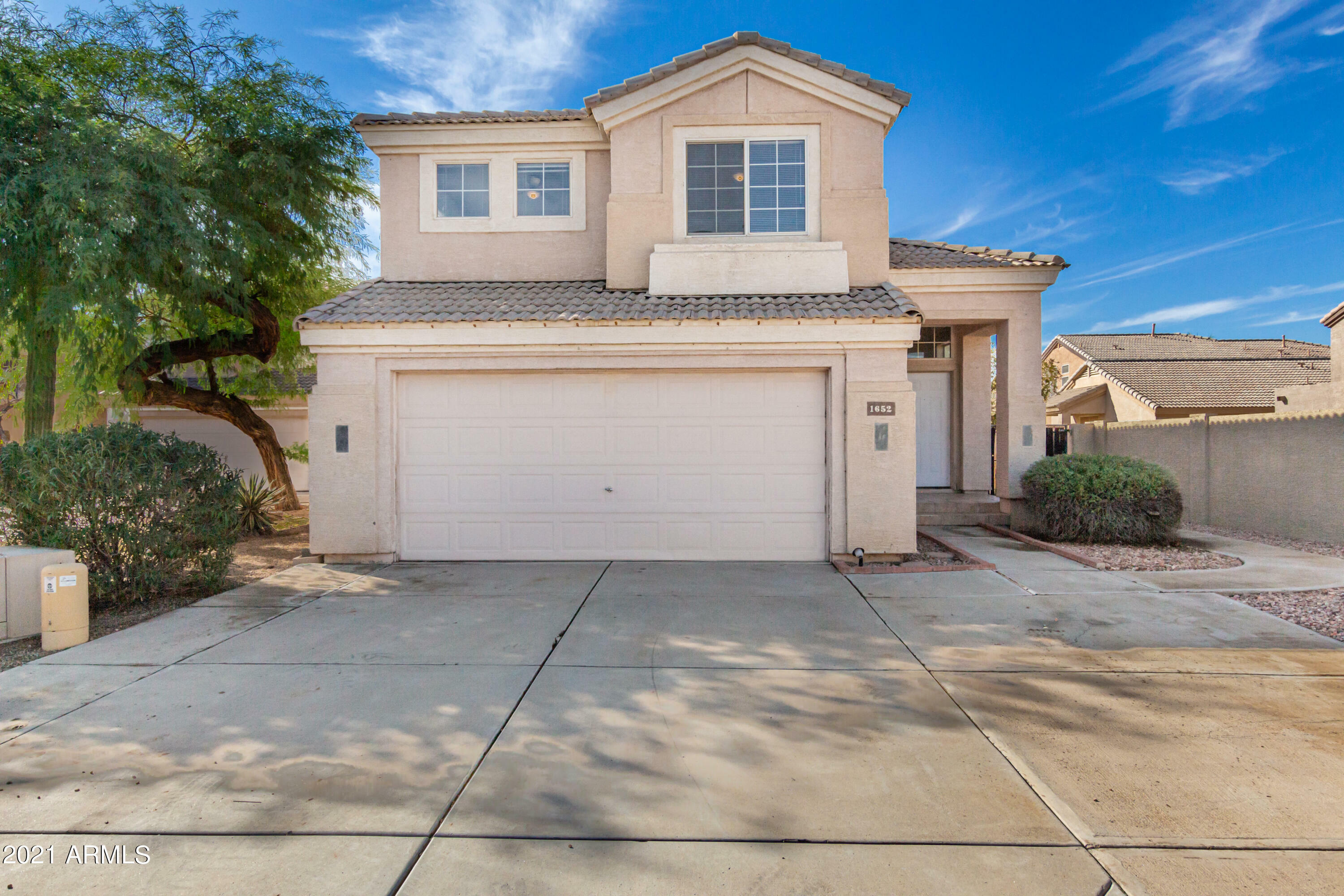 Property Photo:  1652 N 136th Avenue  AZ 85395 