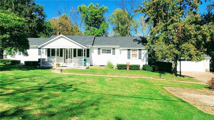 6521 Manning Road  Miami Township OH 45342 photo