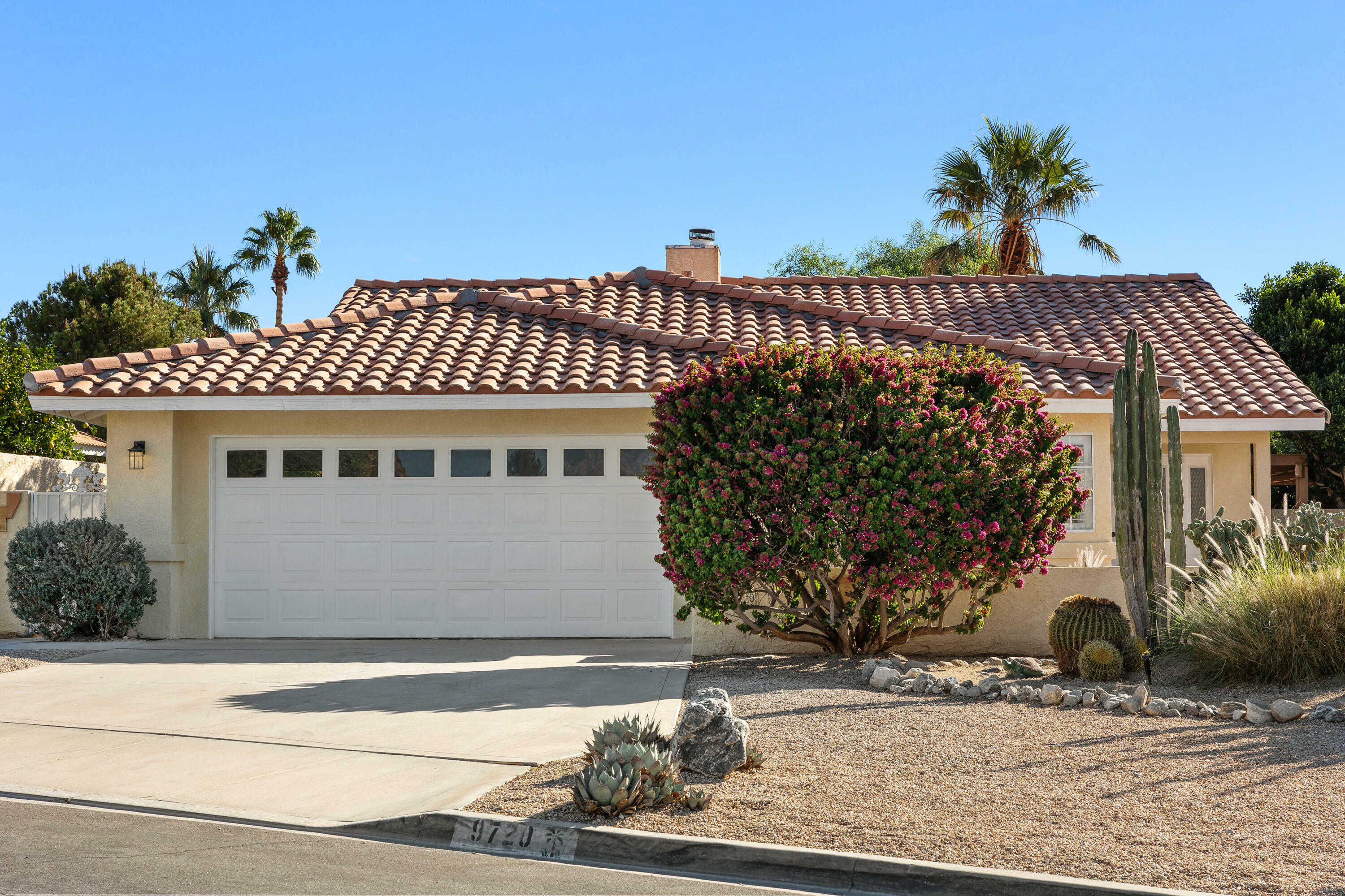 Property Photo: 9720 Lido Court CA 92240