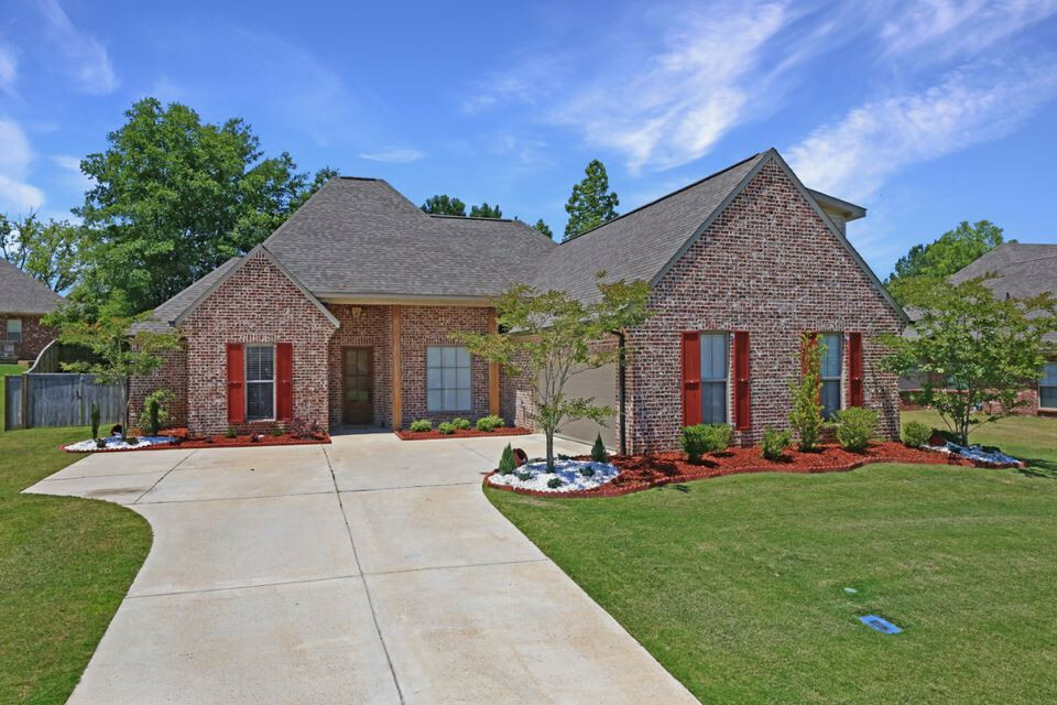 Property Photo:  53 Creekside Cove  MS 39056 