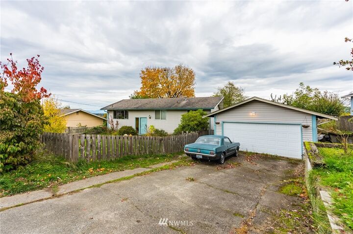 Property Photo:  6078 Beulah Drive  WA 98248 