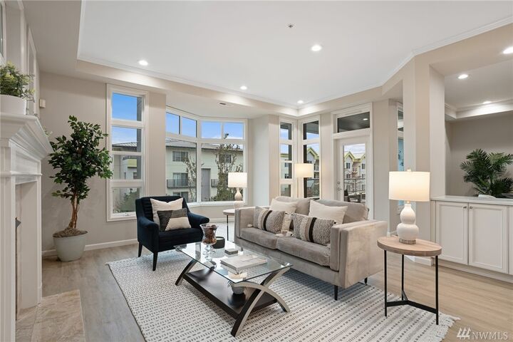 Property Photo: 520 6th Ave 3001 WA 98033