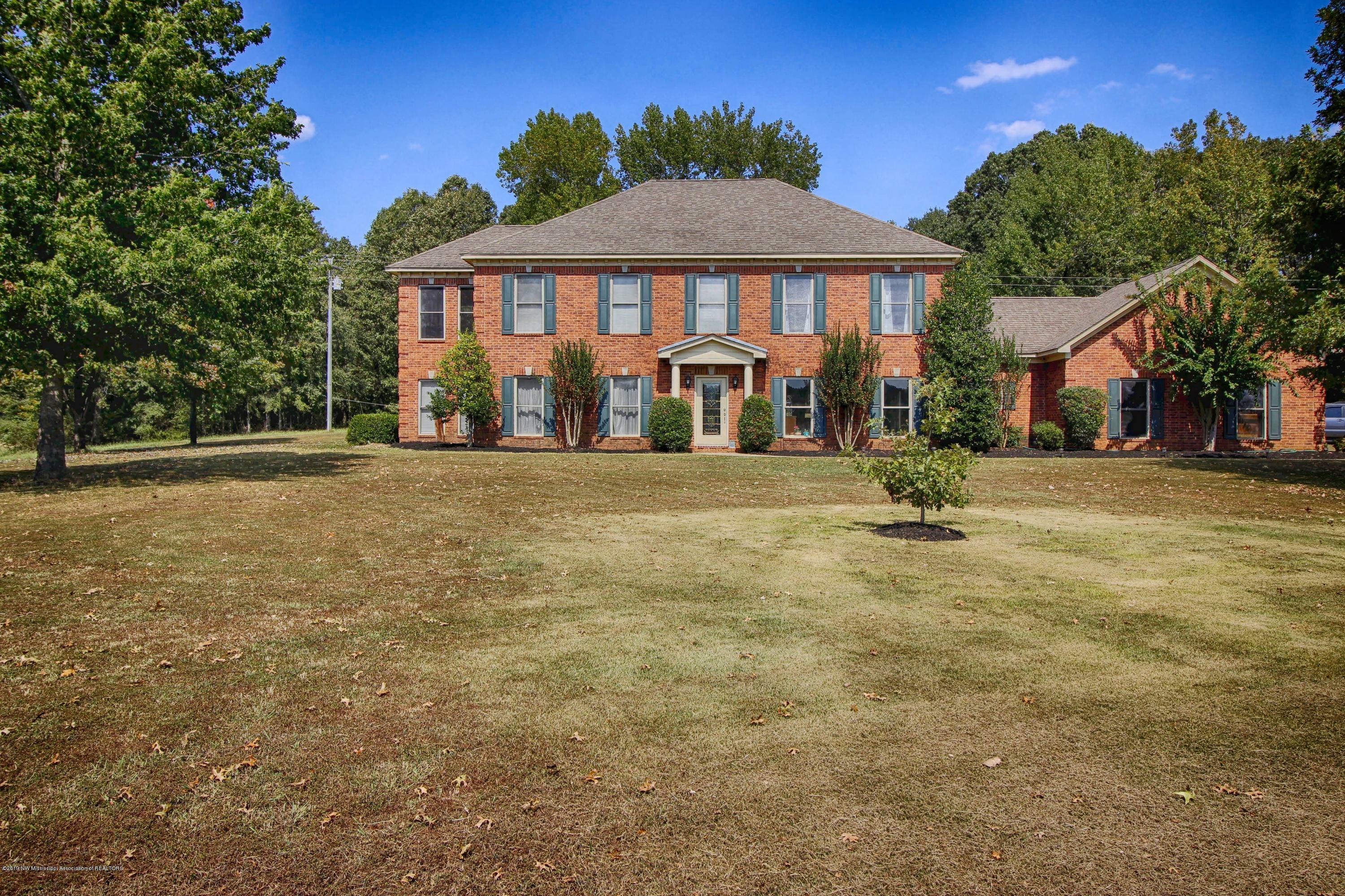 Property Photo: 286 Crawford Road MS 38618