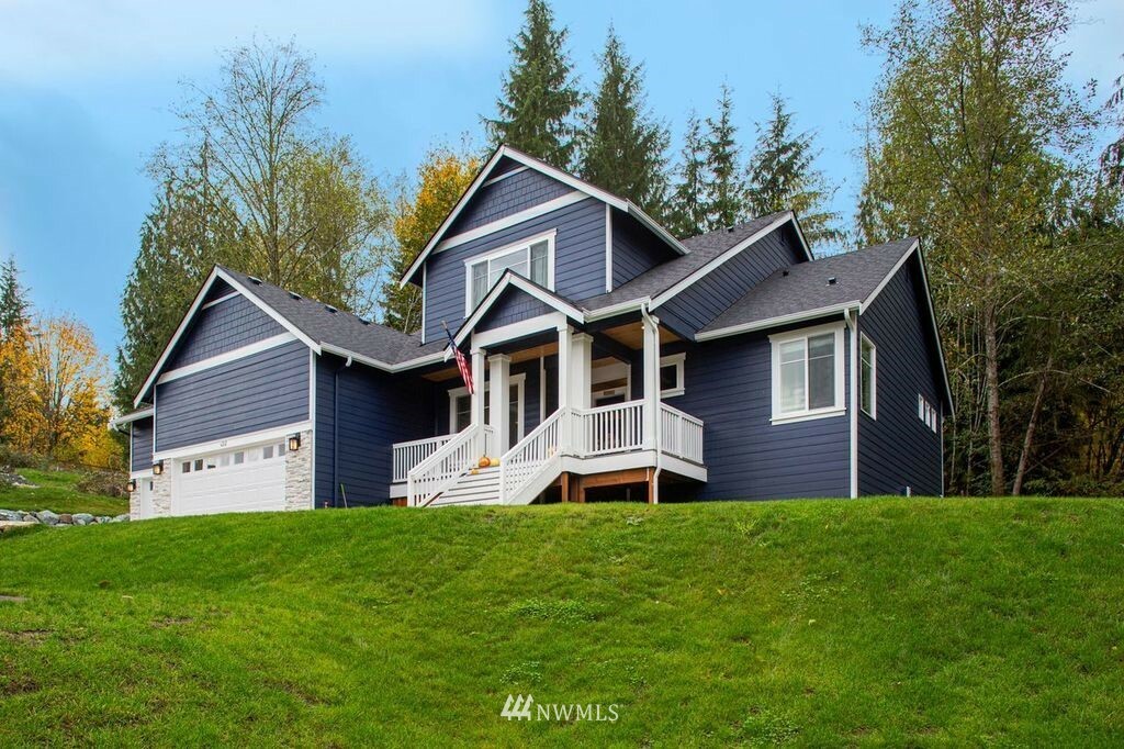 Property Photo:  6212 212th Drive SE  WA 98290 