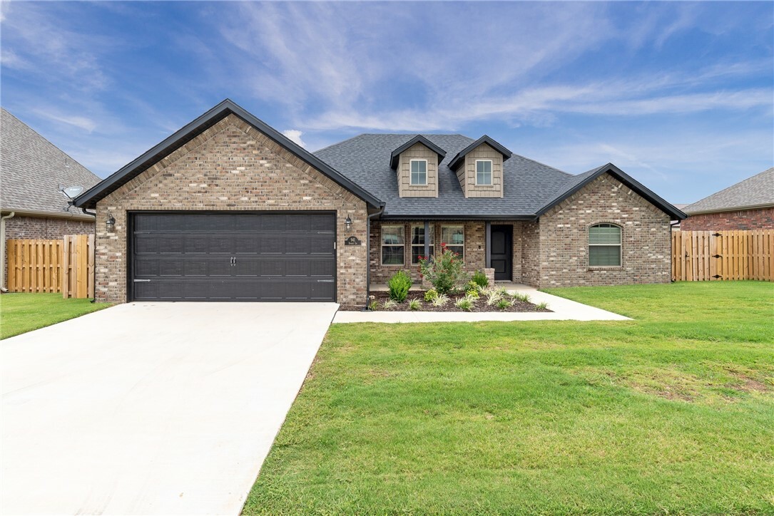 Property Photo:  941 Sunset Lane  AR 72719 