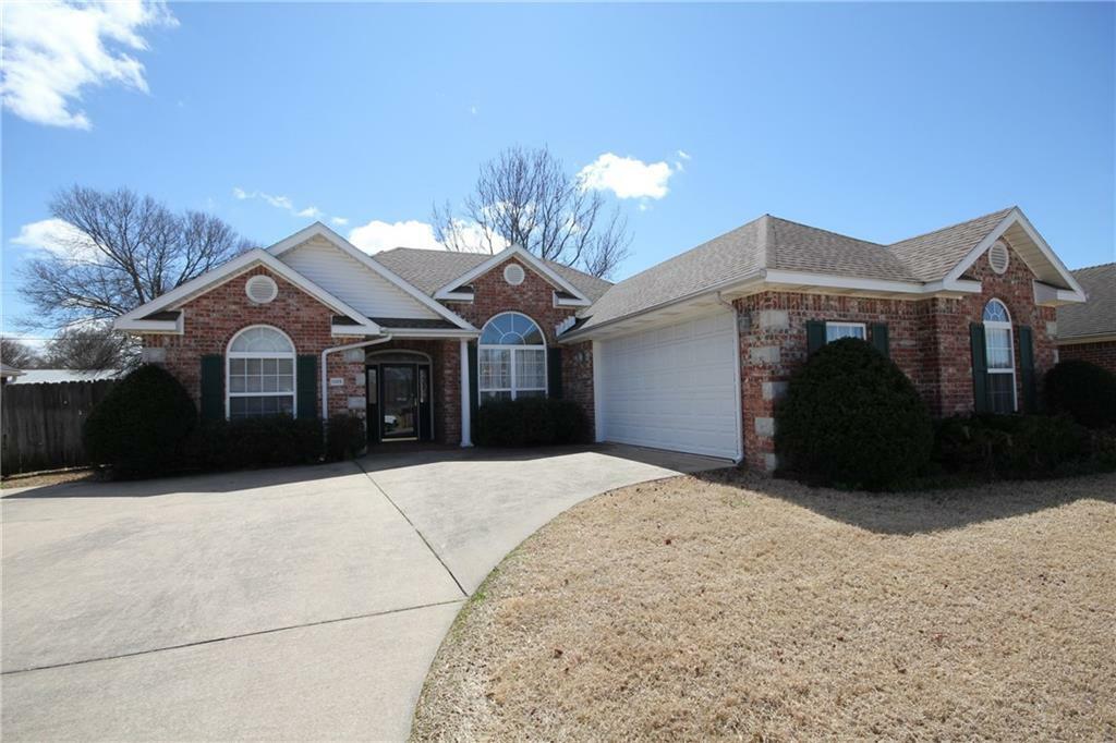 Property Photo:  1305 Sanford Drive  AR 72712 