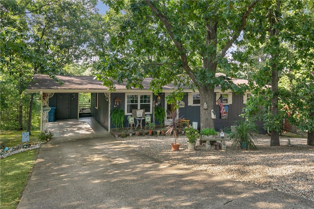 Property Photo:  13 Croston Lane  AR 72715 