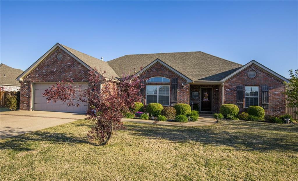 Property Photo:  2070 Greenwood Cove  AR 72751 