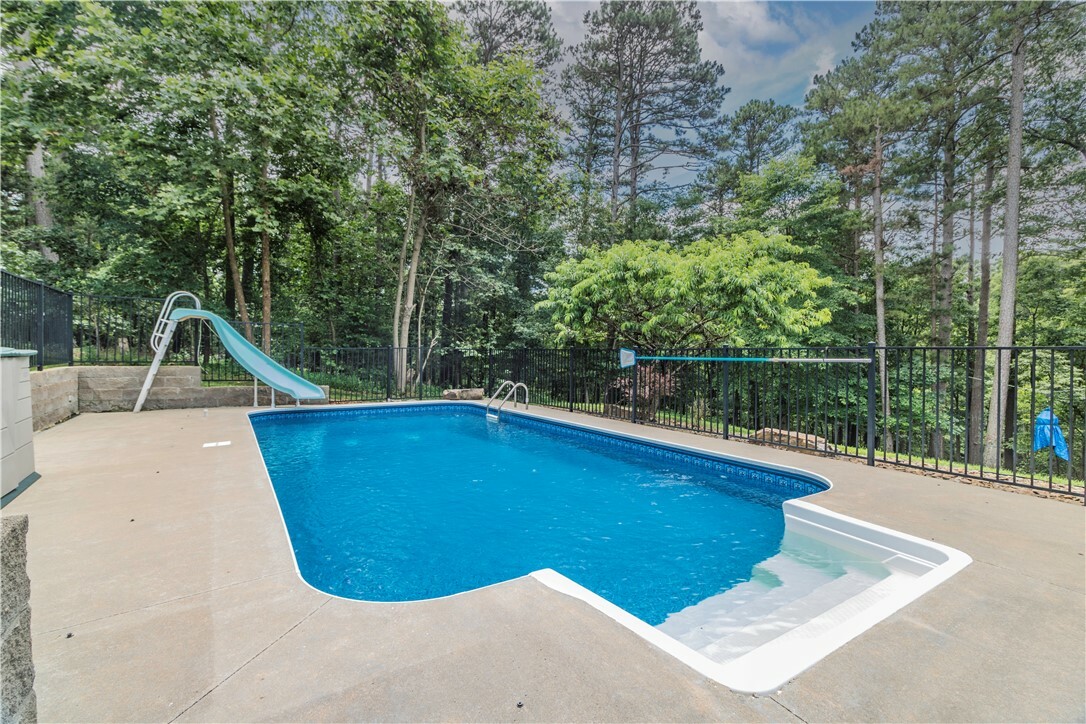 Property Photo: 15071 Crawford Point Road AR 72756