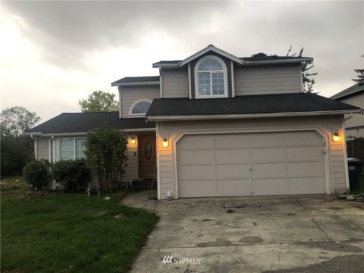 12202 2nd Avenue Ct E  Tacoma WA 98445 photo