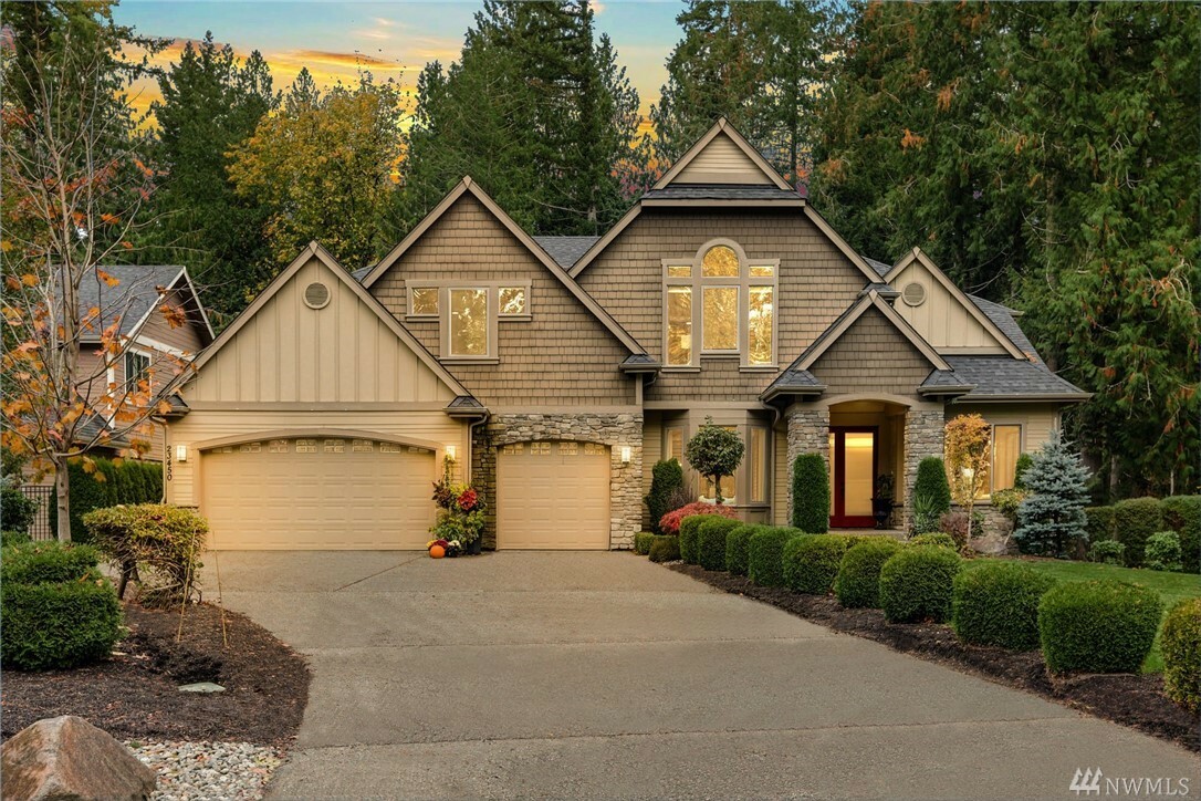 Property Photo: 23450 SE 21st Ct WA 98075