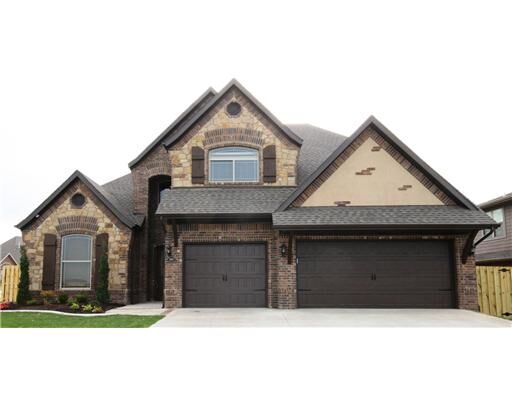 Property Photo: 3901 SW Cornerstone Drive AR 72712