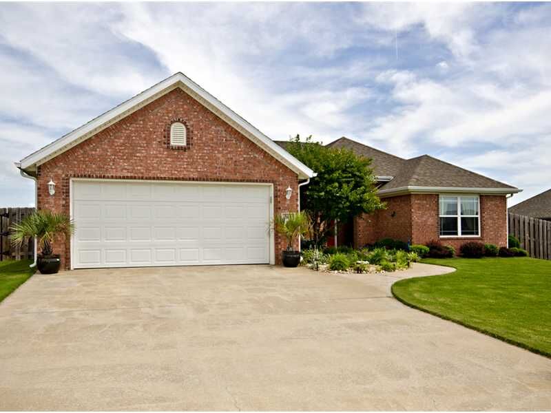 Property Photo:  301 Beasley Drive  AR 72719 