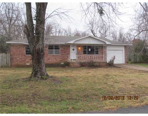 Property Photo:  197 Ruth Street  AR 72730 
