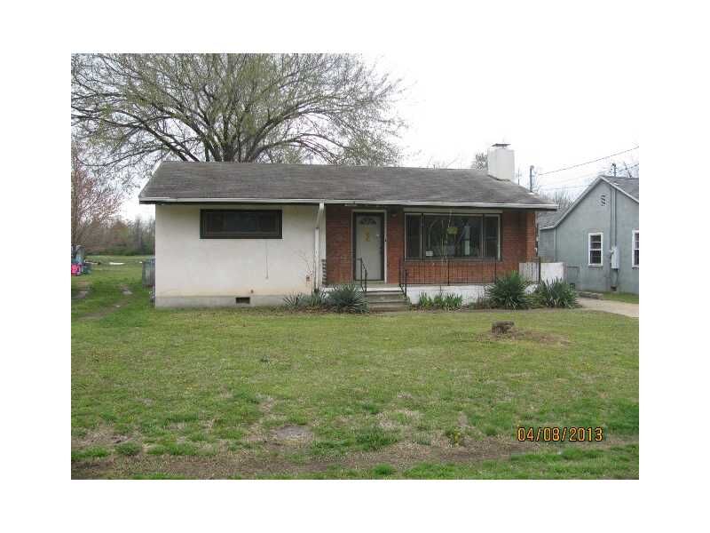 Property Photo: 314 E Tulsa Street AR 72761