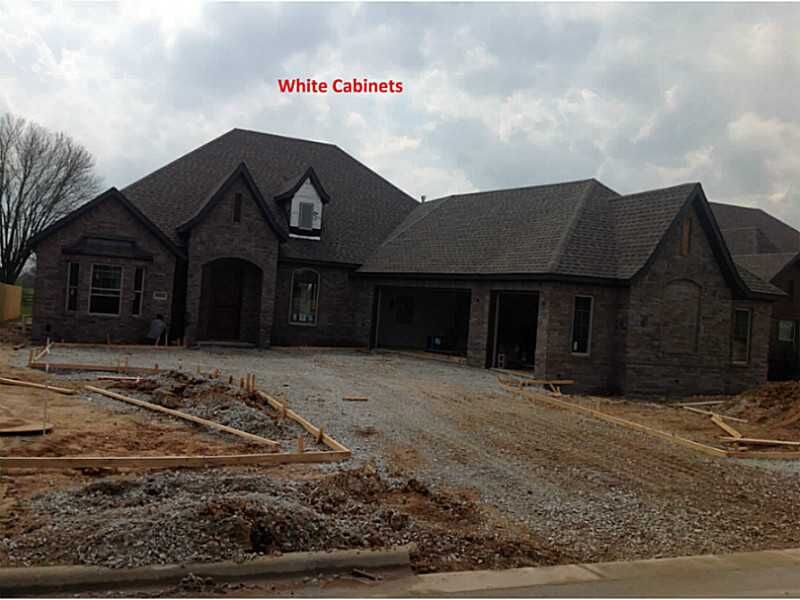 Property Photo:  3301 SW Mahogany Avenue  AR 72712 