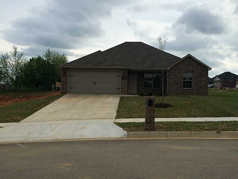 Property Photo:  2511 Iron Avenue  AR 72753 