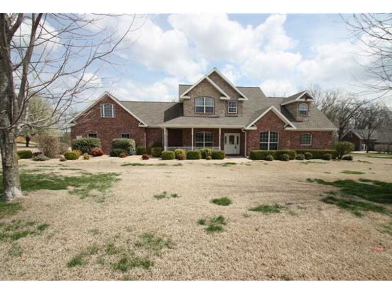 Property Photo:  11020 Hearthstone Lane  AR 72712 