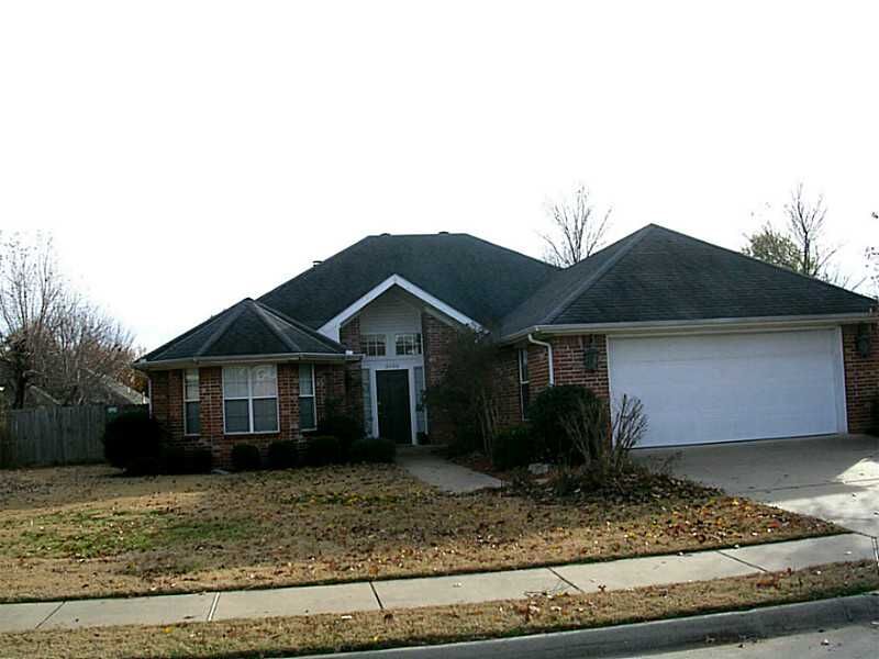 Property Photo:  3500 Mockingbird Lane  AR 72756 